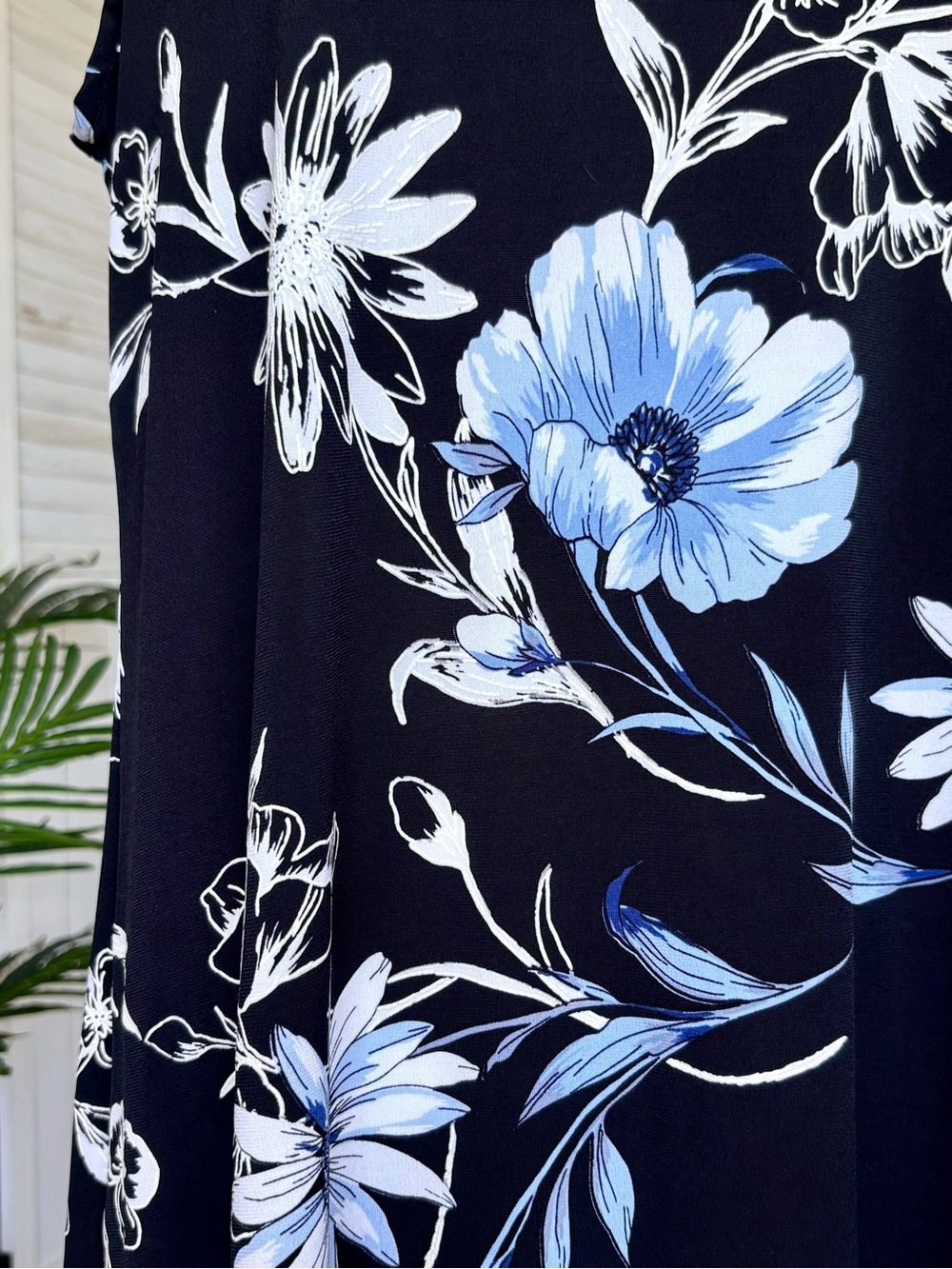 Ronni Nicole XL Black Blue Floral Midi Dress Sleeveless Stretch Swing Flounce He - Picture 3 of 10